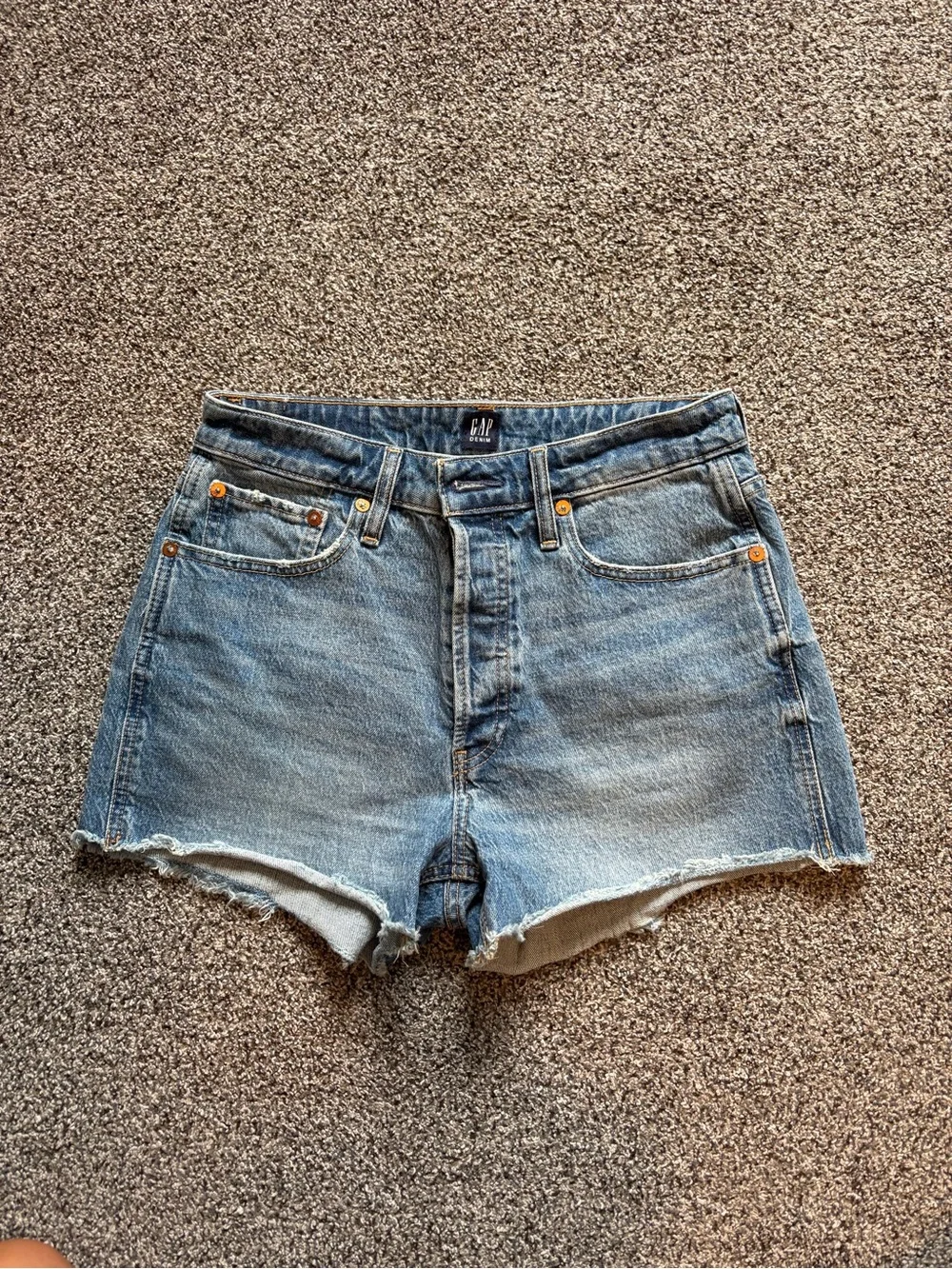 GAP Women's Curvy Cheeky Cutoff Shorts